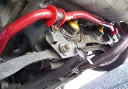 Berapa Lama Tautan Sway Bar Bertahan? Umur Stabilizer Link di Dunia Nyata (Diperbarui 2025)