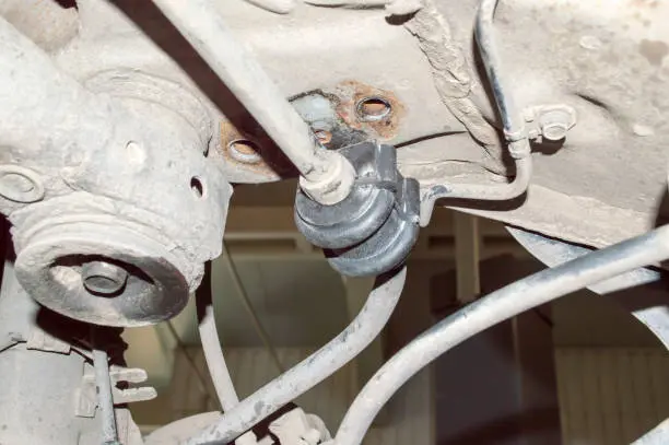 Gejala & Diagnosis Sway Bar Bushing 2025 – Jangan Biarkan Suara Kecil Menjadi Masalah Besar