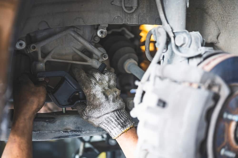 Cara Mengganti Ujung Tie Rod Luar